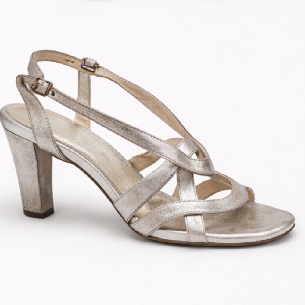 Sergio Rossi Metallic Silver Leather Sandals | Size 8 - Picture 5 of 10